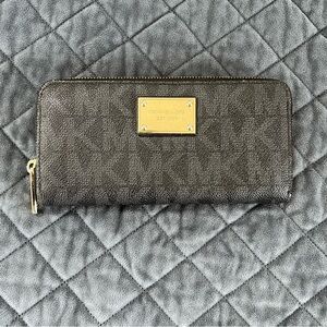 Michael Kors Monogram Wallet Logo Zip Around Black MK Leather